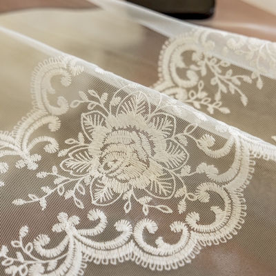 Voilage Sur Mesure MAGNOLIA, Tissu en Tulle Transparent Raffiné, Broderie Florale Élégante