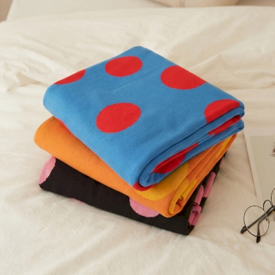 Plaid POLKA, Tissu 100 % Coton, Motif Pois Jacquard Graphique, 130 × 160 cm