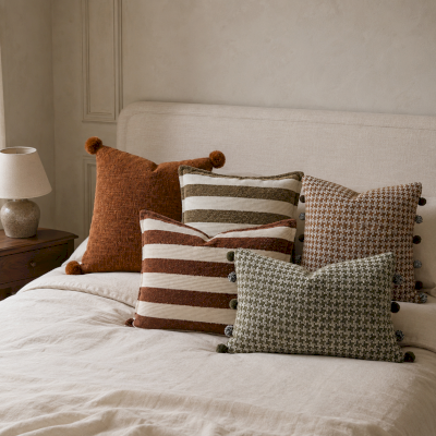 NOSTEA Cushion Cover, Textured Jacquard Fabric, Stripes and Tassels, Retro Style