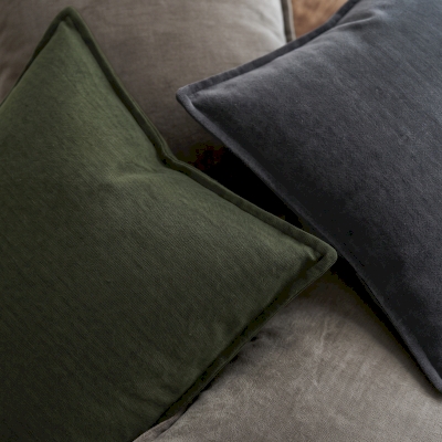VELMORA Cushion Cover, Thick Jacquard Chenille Fabric, Solid Color with Contrasting Border